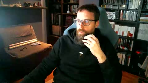 Snapshot of stefffg chatting on 04-15-26, 07:10 MeStef online show from 04-15-26, 07:10