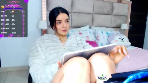 Stefany online show from 10-16-25, 12:33