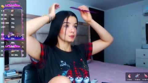 Snapshot of stefy810675 chatting on 12-23-25, 12:52 Stefany online show from 12-23-25, 12:52