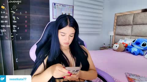 Snapshot of stefy810675 chatting on 05-19-26, 01:56 Stefany online show from 05-19-26, 01:56