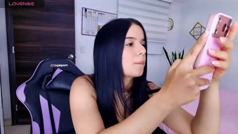 Snapshot of stefy810675 chatting on 06-14-26, 01:58 Stefany online show from 06-14-26, 01:58