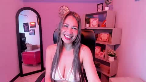 Snapshot of stefy_zea chatting on 11-18-25, 06:45 stefy_zea online show from 11-18-25, 06:45