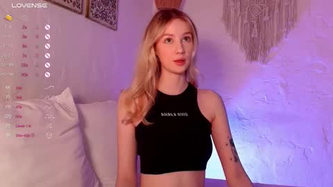 Snapshot of stela_artois chatting on 03-04-25, 05:45 My name is Stella Nice to meet you Fav Pattern is 111 boobs are real online show from 03-04-25, 05:45