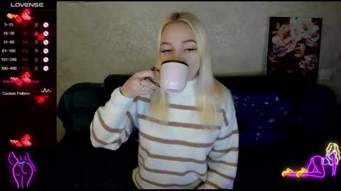 Stella  Cox online show from 11-21-25, 01:21