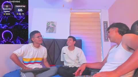 Snapshot of stella_drake chatting on 02-25-26, 02:16 Drake online show from 02-25-26, 02:16