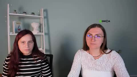 stella_red online show from 11-14-25, 01:32