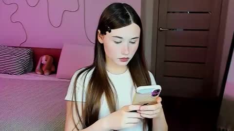 stella_sunny online show from 12-16-25, 01:43