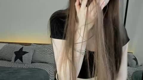 Snapshot of stella_sunny chatting on 06-02-26, 10:45 stella_sunny online show from 06-02-26, 10:45