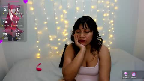 Snapshot of stella_tomlinson chatting on 02-20-25, 01:57 Stella online show from 02-20-25, 01:57