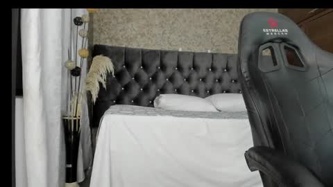 Snapshot of stella_xue chatting on 01-09-25, 08:11 Estella online show from 01-09-25, 08:11