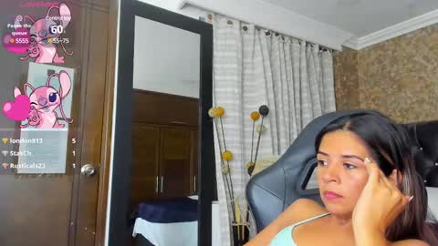 Snapshot of stella_xue chatting on 02-11-25, 02:25 Estella online show from 02-11-25, 02:25