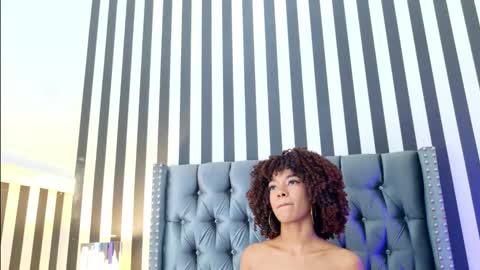 S T E L L A online show from 11-22-25, 10:31