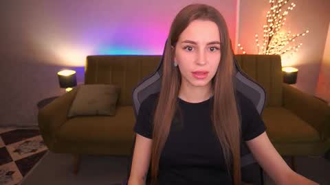 stellahoneywell online show from 10-13-25, 01:00