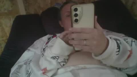 Stella online show from 12-18-25, 06:58