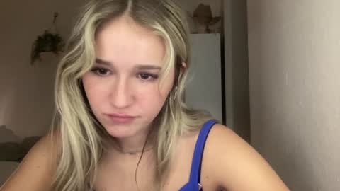 Snapshot of stellaraexox chatting on 01-13-25, 12:19 stellaraexox online show from 01-13-25, 12:19