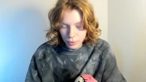 Snapshot of stellaswen chatting on 10-16-25, 09:10 S T E L L A online show from 10-16-25, 09:10