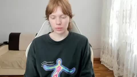 S T E L L A online show from 06-12-26, 11:09