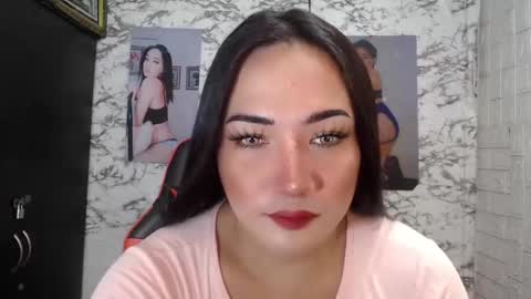 Snapshot of stellaven chatting on 01-10-25, 01:10 Stellaven online show from 01-10-25, 01:10