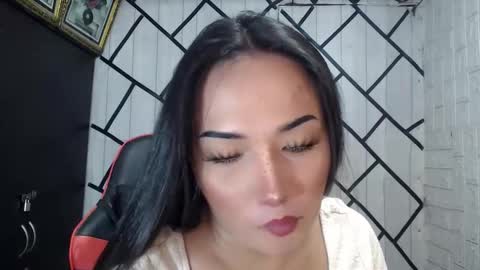 Snapshot of stellaven chatting on 09-17-25, 03:19 Stellaven online show from 09-17-25, 03:19