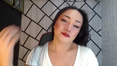 Snapshot of stellaven chatting on 10-15-25, 02:33 Stellaven online show from 10-15-25, 02:33