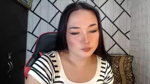 Snapshot of stellaven chatting on 05-16-26, 04:09 Stellaven online show from 05-16-26, 04:09