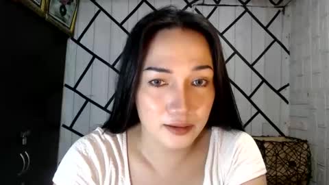 Snapshot of stellaven chatting on 05-24-26, 02:49 Stellaven online show from 05-24-26, 02:49