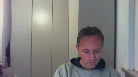 sten015 online show from 12-15-25, 04:33