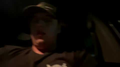 Snapshot of stepbro18 chatting on 02-27-25, 01:38 Honestly Im a slut I have a high sex drive and I love talking to people off this platform online show from 02-27-25, 01:38