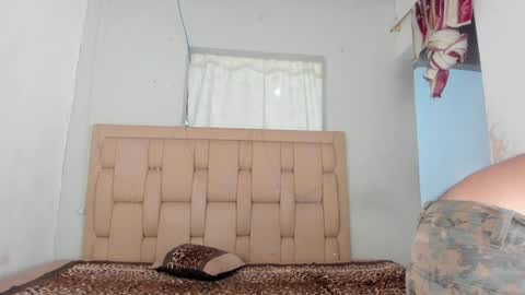 Stepcouple   online show from 01-26-25, 09:07