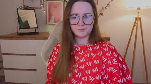 Emma online show from 12-18-24, 10:02