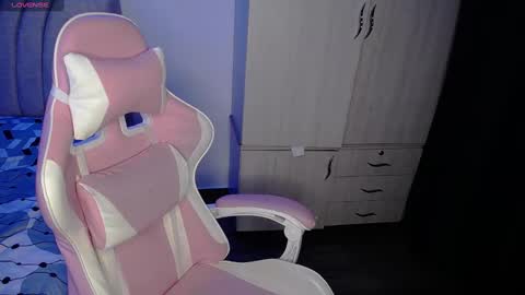 Emma online show from 12-28-24, 01:50