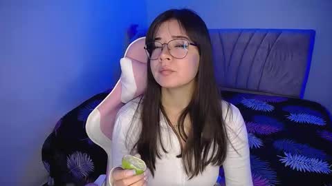 Emma online show from 02-04-25, 01:02