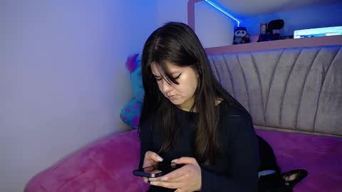 Emma online show from 02-05-25, 02:29