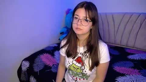 Emma online show from 02-08-25, 02:47