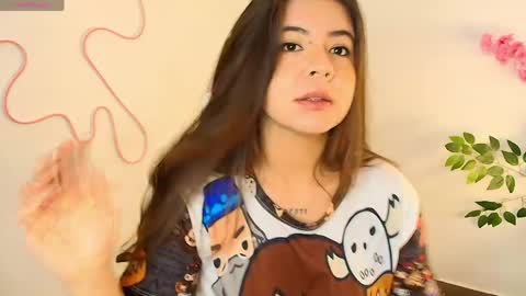 Snapshot of stepha_sweet chatting on 05-06-26, 02:29 Emma online show from 05-06-26, 02:29