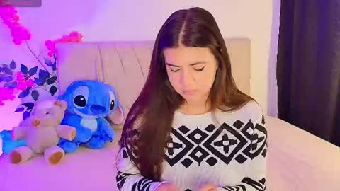 Snapshot of stepha_sweet chatting on 06-11-26, 11:47 Emma online show from 06-11-26, 11:47