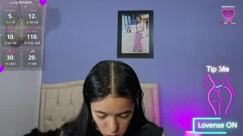 Snapshot of stephania_t chatting on 06-05-26, 03:29 Stephania online show from 06-05-26, 03:29