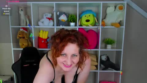 Stephanie online show from 07-02-26, 03:23