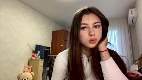Stephani online show from 04-30-26, 03:18