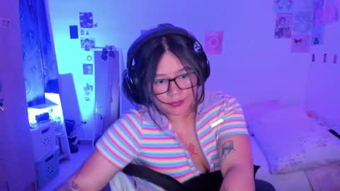 Stephanie  online show from 01-25-25, 07:06