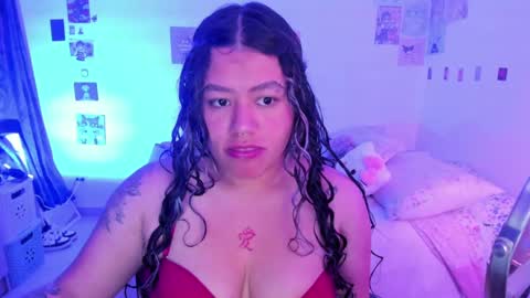 Stephanie  online show from 01-27-25, 01:05