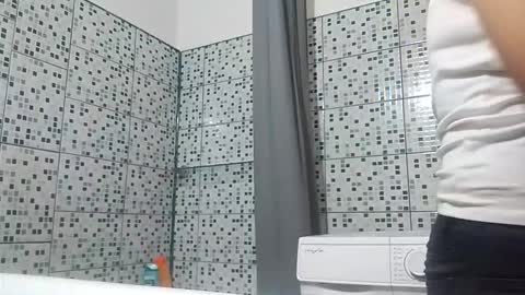 Snapshot of stephany333 chatting on 11-14-25, 06:17 Stephany online show from 11-14-25, 06:17