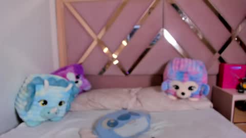 Snapshot of stephany_grand chatting on 05-30-26, 08:39 stephany_grand online show from 05-30-26, 08:39