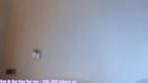 Stephany online show from 04-27-26, 03:48