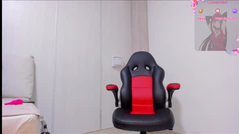 stephany milan online show from 10-22-25, 12:38