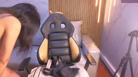 Snapshot of stephany_rodriguez_ chatting on 11-28-25, 12:19 stephany_rodriguez_ online show from 11-28-25, 12:19