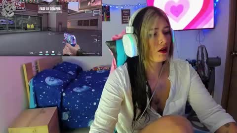 Stephany  independient model  online show from 01-16-25, 12:45