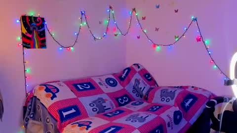 Stephany  independient model  online show from 12-04-25, 11:57