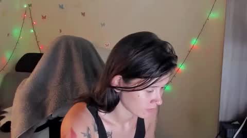 Snapshot of stephany_uwu chatting on 02-21-26, 12:00 Stephany independient model online show from 02-21-26, 12:00