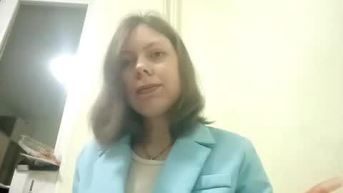 Snapshot of stephanyfuerte chatting on 12-03-25, 05:44 Jessica online show from 12-03-25, 05:44